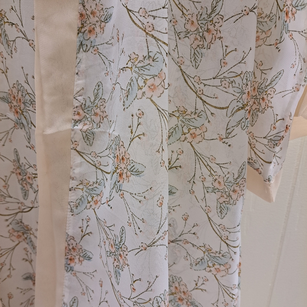 Floral Kimono Robe - Cream - Picture 2 of 7